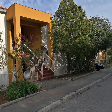 4 Roses Apartment Ravni Esterno foto